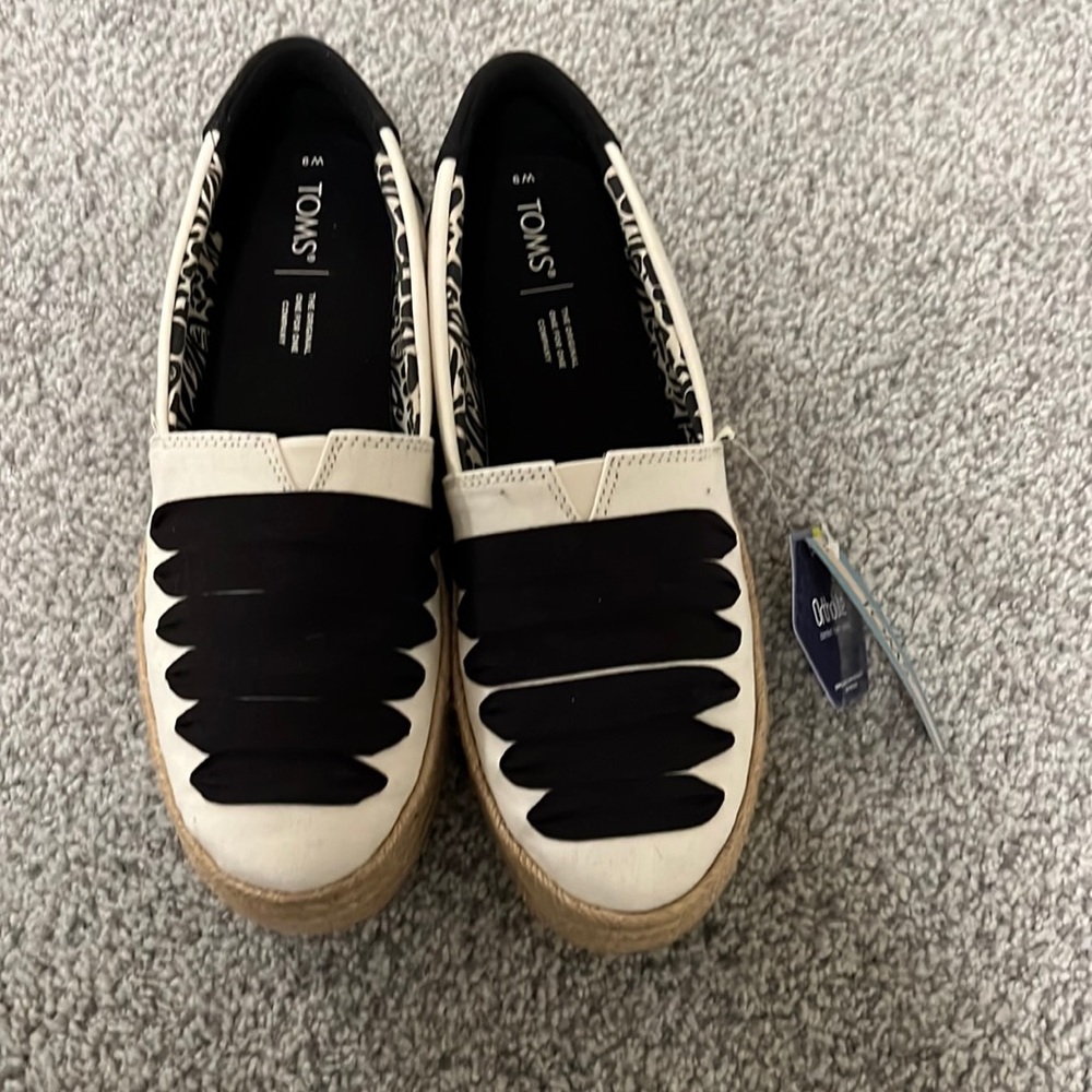 TOMS